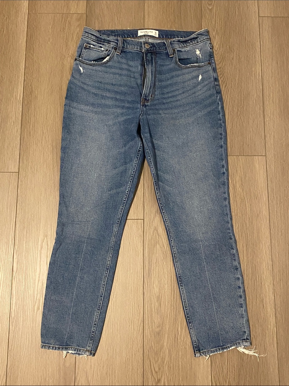 A&F The Skinny High Rise Jeans - Picture 6 of 14